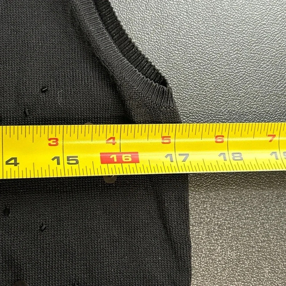 Valerie Stevens Women’s Medium Black Beaded Shell Top Stretch Classic Timeless - Picture 8 of 12